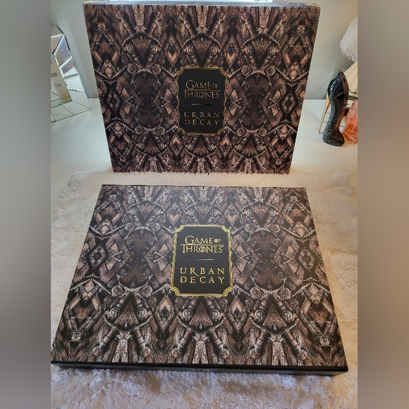 Game of Thrones Urban Decay Vault - Picture 4 of 11